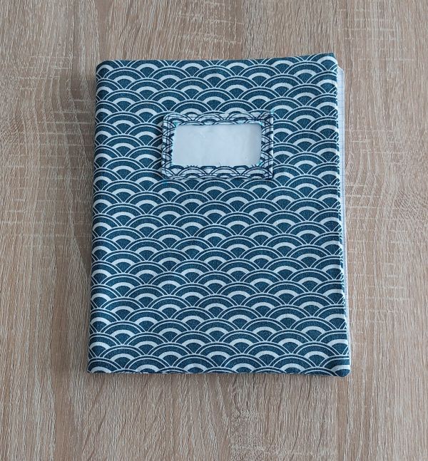 Le protège cahier en tissu est terminé !